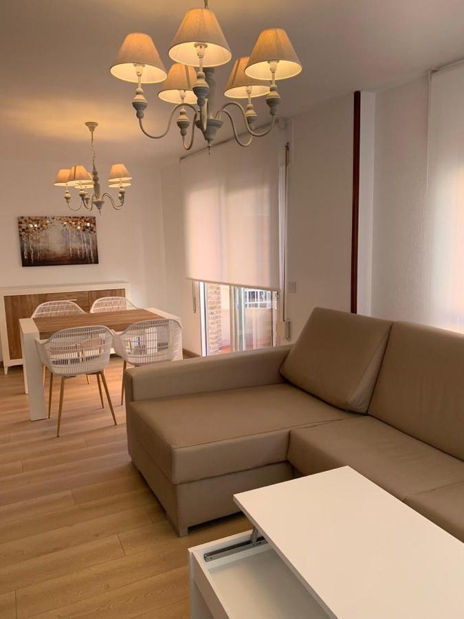 Acogedor Y Espacioso Apartamento En Alicante Apartman Kültér fotó